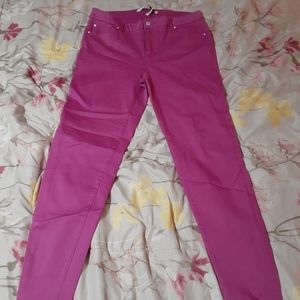 Size 13/31 pink skinny pants